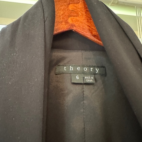 Theory Black Draped Blazer - Size 6 - Picture 7 of 7